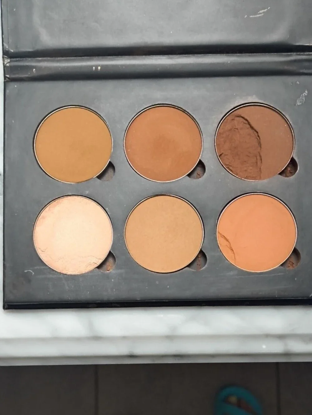 Anastasia Contour Kit  Tan To Deep